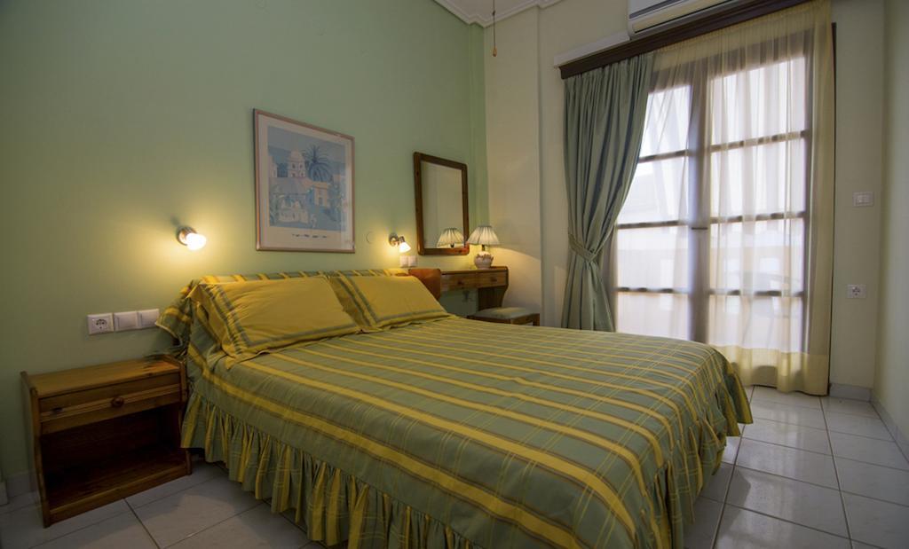 Asterias Studios & Apartments Каливес Номер фото